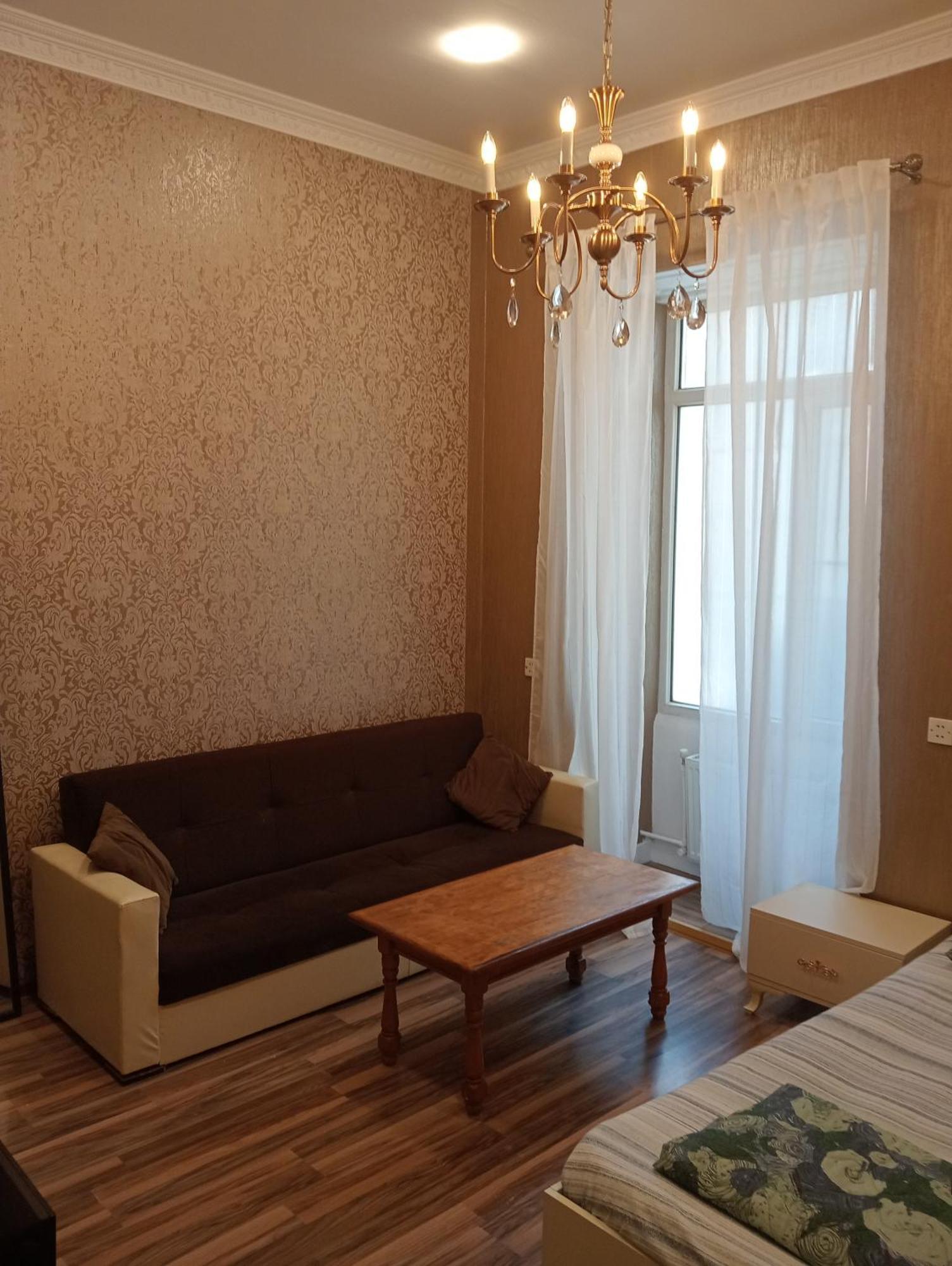 Apartment On The Delara Aliyeva Street 巴库 外观 照片