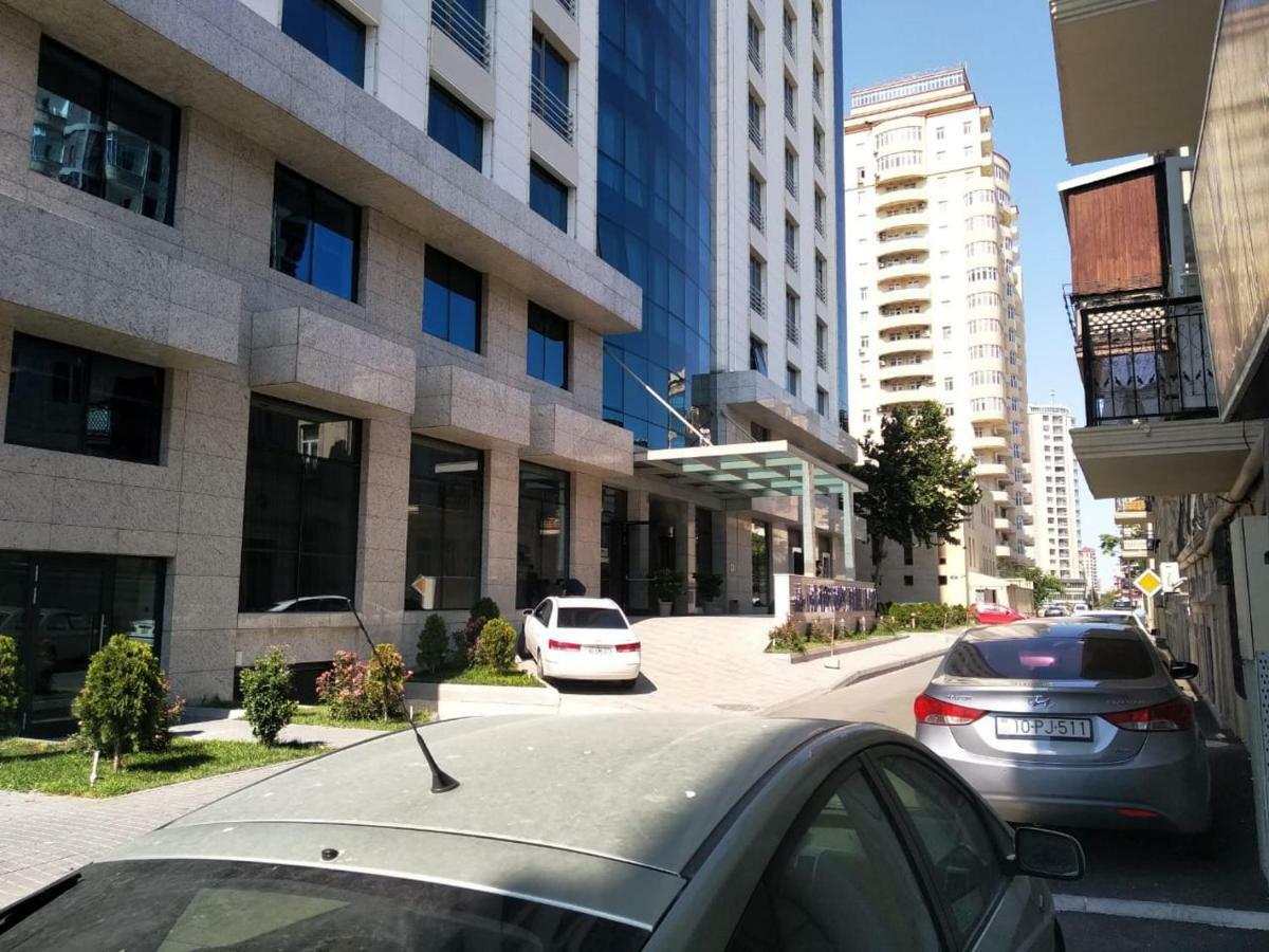 Apartment On The Delara Aliyeva Street 巴库 外观 照片